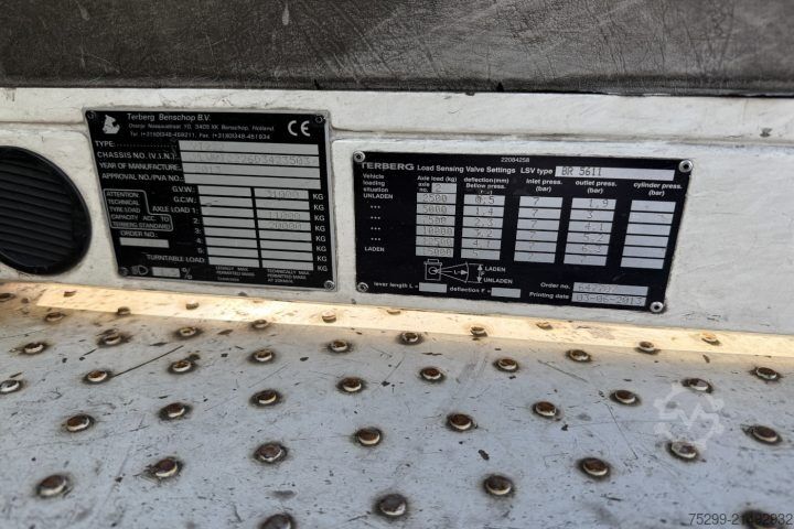 Lastbilchassi  YT222 4x2 Chassis-Kabine / Swiss-Vehicle