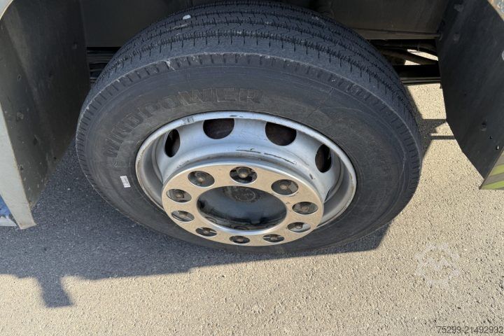 Lastbilchassi  YT222 4x2 Chassis-Kabine / Swiss-Vehicle