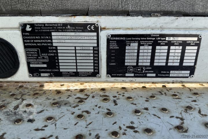 Lastbilchassi  YT222 4x2 Chassis-Kabine / Swiss-Vehicle