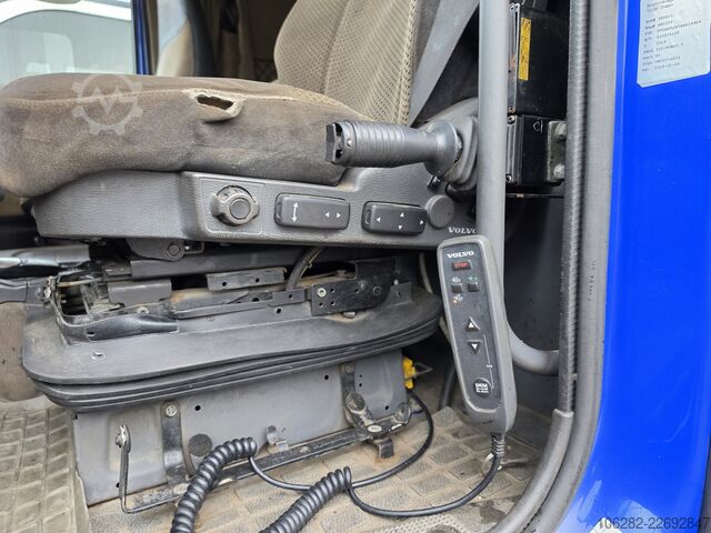 Kroklastbil VOLVO FH-440 8x4 Lift+Lenk HIAB Multilift Blat