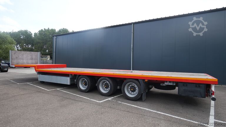 Caricatore semi basso Reistreyler 3 axle semi low loader