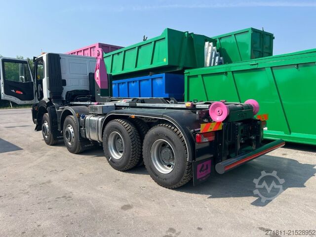 Kampós konténerszállító teherautó IVECO IVECO TRAKKER T-WAY AD540 NUOVO SCARRABILE
