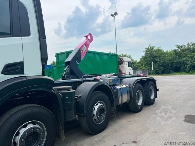 Kampós konténerszállító teherautó IVECO IVECO TRAKKER T-WAY AD540 NUOVO SCARRABILE