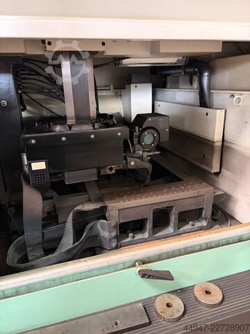 Hlubinná elektroerozivní obráběcí stroj (EDM) AGIE AGIECUT 270 SF+F HSS