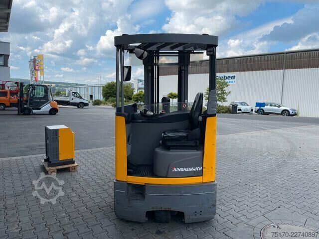Reachtruck Jungheinrich ETV C16 / Triplex 5.72m / SS / nur 3.112h / 2016