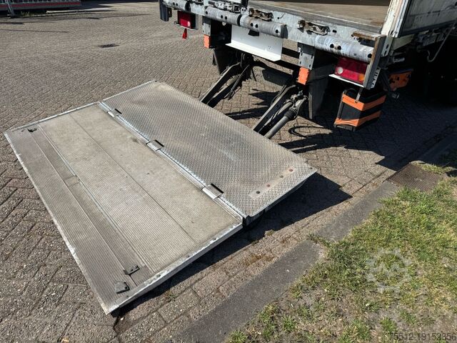 Sliding tarpaulins System A&D / 3-Asser / Schuifzeil / Tail Lift / Op...