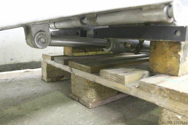 Kiepbak als hijskip Bauer hydraulisch kippbar