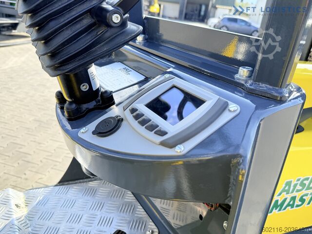 Fyrhjulig gaffeltruck Combilift AISLE MASTER TRIPLEX 8500 FREE LIFT TOP1