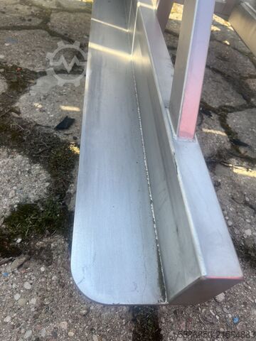 Volteador de bidones y cajas paletizables  