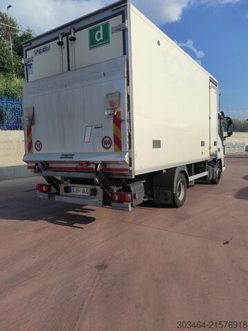Furgoneta frigorifica Iveco Eurocargo 80E 220 Frigo con sponda