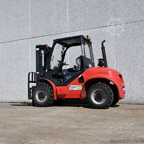 Carretilla elevadora todoterreno Maximal 2.5 ton