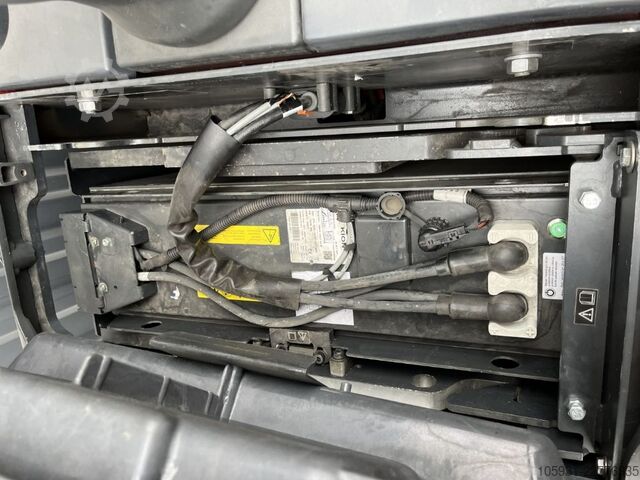 Stand-on gaffeltruck Linde L14SP