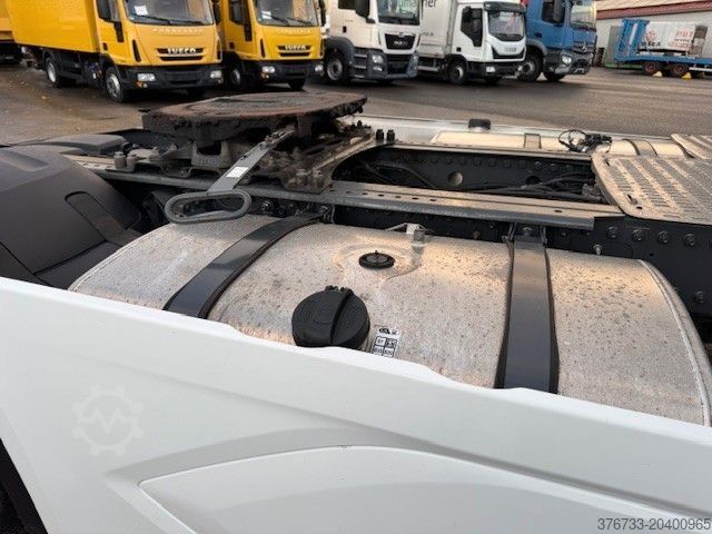 Standardowy ciągnik siodłowy DAF XG+ 530 FT Intarder Alu AEBS LDWS