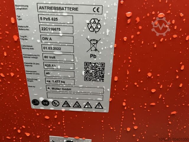 Electric 4-wheel forklift Linde E25L-02