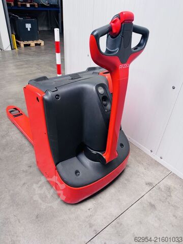 Porta-paletes manual Linde T 16