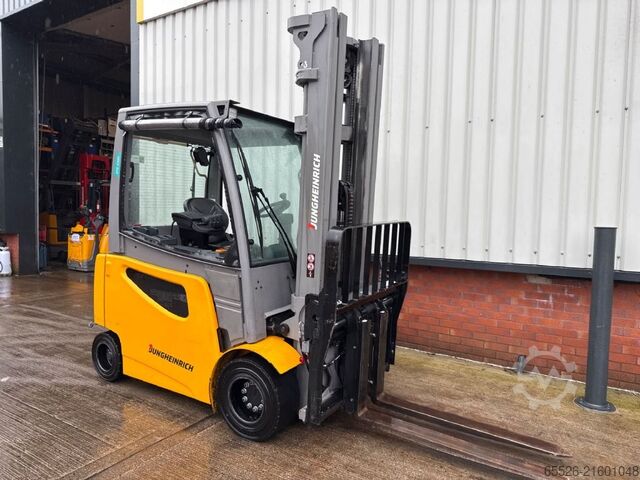 Elektrický 4kolový vysokozdvižný vozík Jungheinrich EFG 430 / ZVG+SS / 2661 Std.