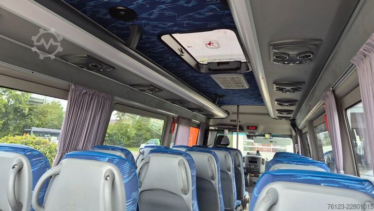 Minibus MERCEDES-BENZ Sprinter 516, Daily, Crafter
