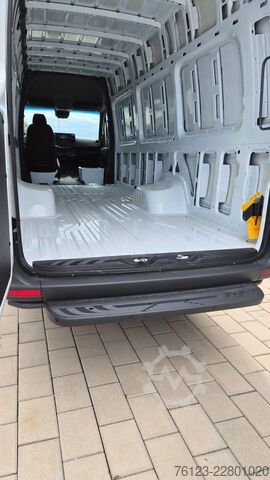 Furgone a tetto alto MERCEDES-BENZ Sprinter III Kasten  519 CDI RWD 4x 4 Allrad