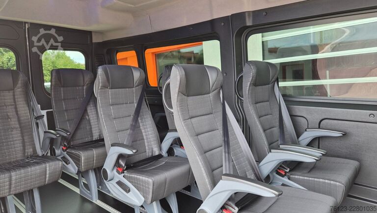 Minibus FIAT Fiat Ducato 9 Sitzer Systemboden Rolli Stock