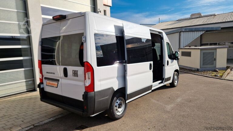 Minibus FIAT Fiat Ducato 9 Sitzer Systemboden Rolli Stock