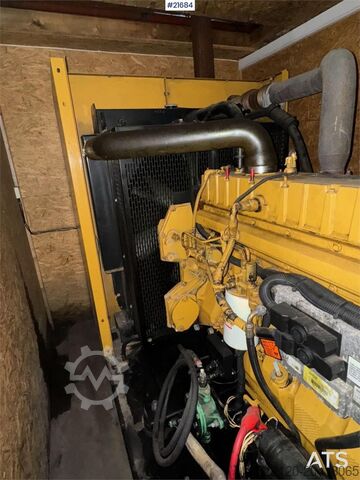 Aggregaat Olympian GEH250 generator with container