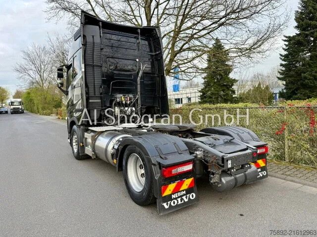 Standard-SZM Volvo FH 420 Globetrotter / Euro 6d/ Diesel + LNG GAS