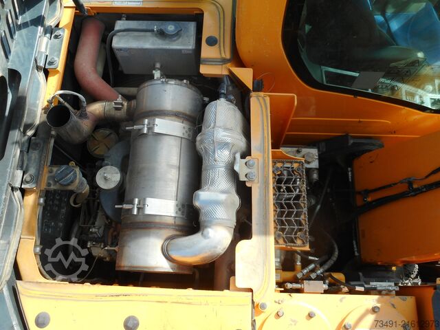 Chain excavator Hyundai HX145LCR Hammer Sortiegreifer 3 Löffel