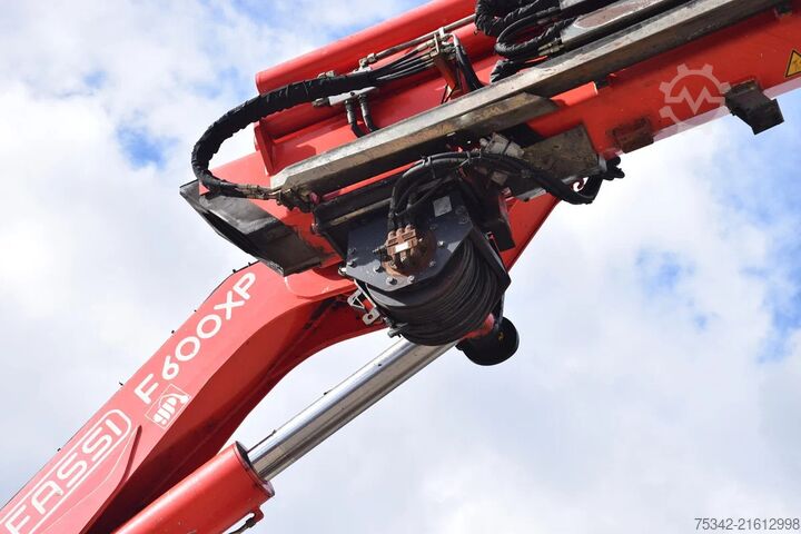 Laadplatform Iveco Eurotrakker 260.35 FASSI F600XP FLYGIP