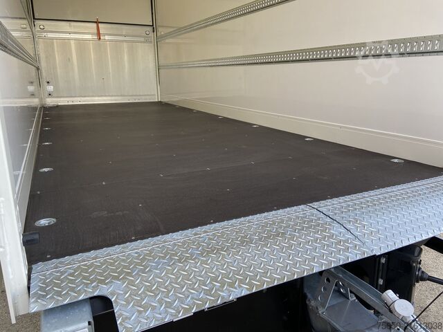 Koffer aanhanger Möslein TK0105D-L Weiß  Tandem Koffer, Ladebordwand 1,5 t + DurchladbarNeufahrzeug --