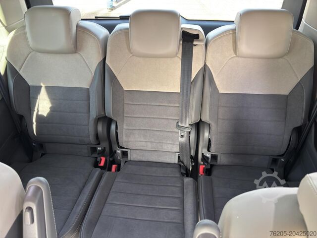 Minibus VW T7 Multivan 2.0 TDI Life ACC AUT Kam. KlimaA LED