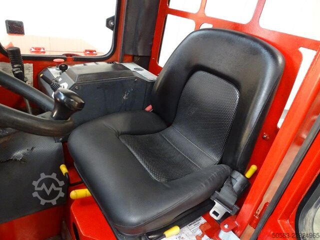 Firevejs sidelæsser Combilift C3000