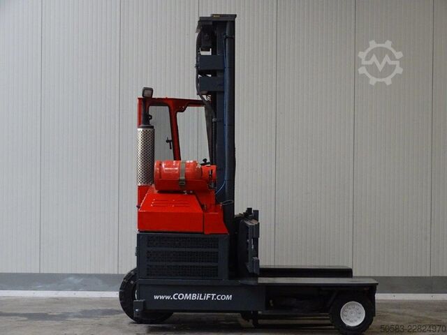 Firevejs sidelæsser Combilift C4000 - TRIPLEX