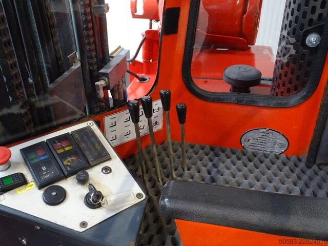 Firevejs sidelæsser Combilift C4000 - TRIPLEX