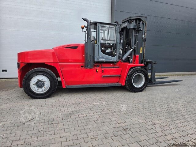 Dízelüzemű targoncá Kalmar DCG160-12 TRIPLEX