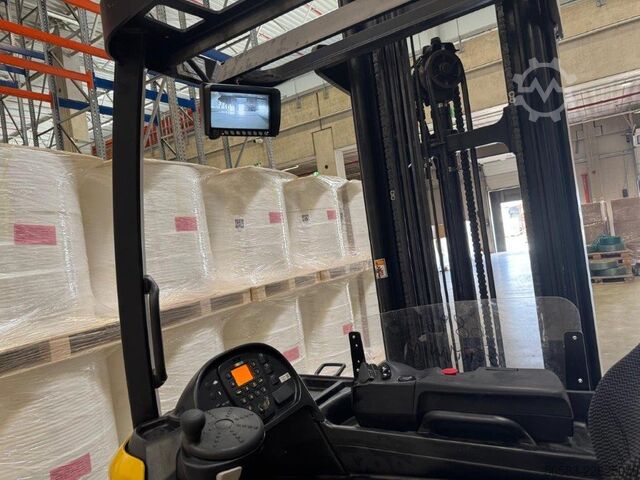 Tolóoszlopos targoncá Yale MR16 - TRIPLEX - 10,5M - 718 mth