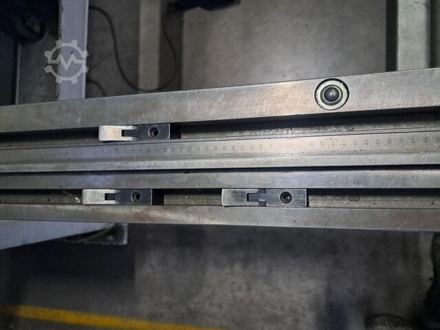 Hydraulic guillotine shear EHT TSS 10-40