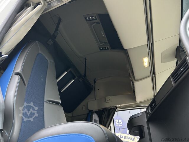 Standard tractor Volvo FH 500 Globetrotter XL / Tacho V2 / Stand Klima...