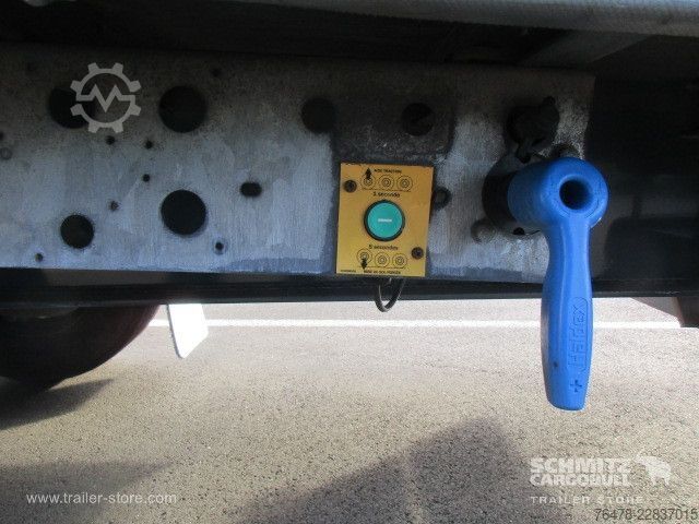 Naczepa otwarta z plandeką Fruehauf Curtainsider Standard