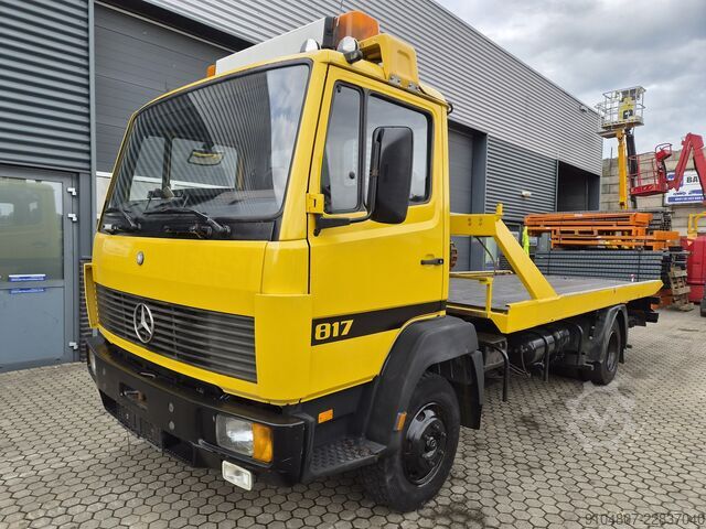 Autószállító vontató Mercedes-Benz 817L Afspeepwagen Hydr plateau hydr lier