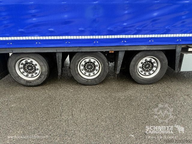 Semirimorchio con telone Schmitz Cargobull Curtainsider Mega Getränke