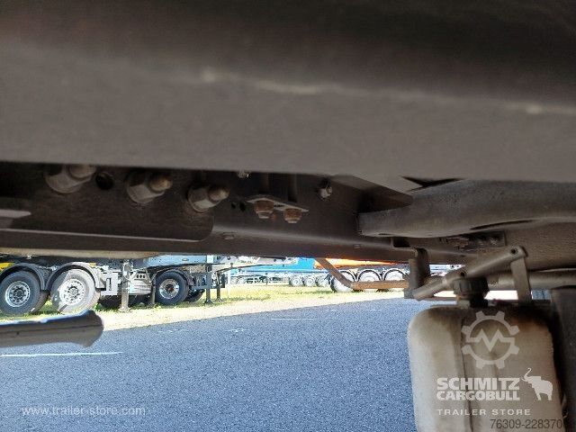 Semirimorchio con telone Schmitz Cargobull Curtainsider Mega Getränke
