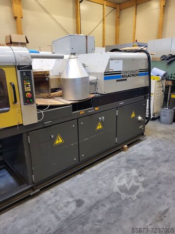Macchina per lo stampaggio a iniezione CINCINNATI MILCRON 