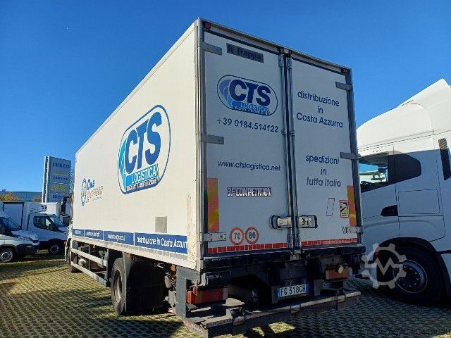 Hűtős teherautó IVECO STRALIS AS190S36