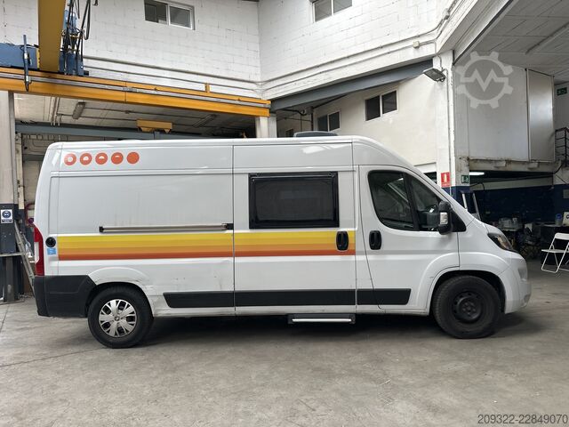 Obytný automobil Peugeot Boxer Carado CV600 del 2024 | Manuale | Completamente equipaggiato