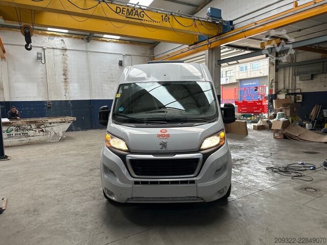 Obytný automobil Peugeot Boxer Carado CV600 del 2024 | Manuale | Completamente equipaggiato
