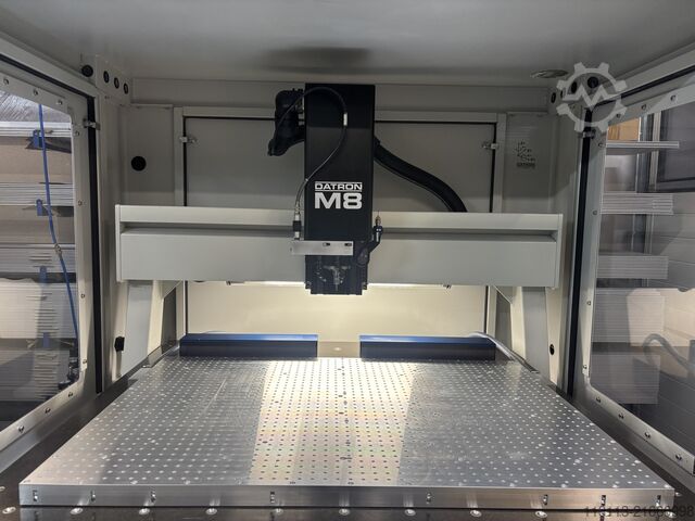 φρεζομηχανή γεφυρωτού τύπου διπλής κολόνας Datron M8