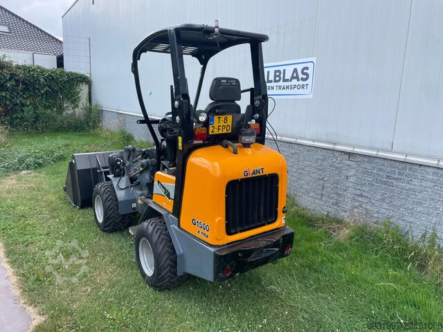 Lader Giant G1500 Xtra met SPER en kenteken