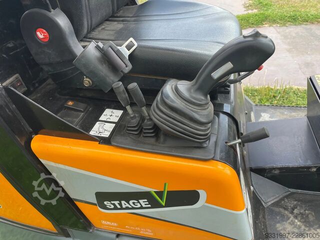 Lader Giant G1500 Xtra met SPER en kenteken