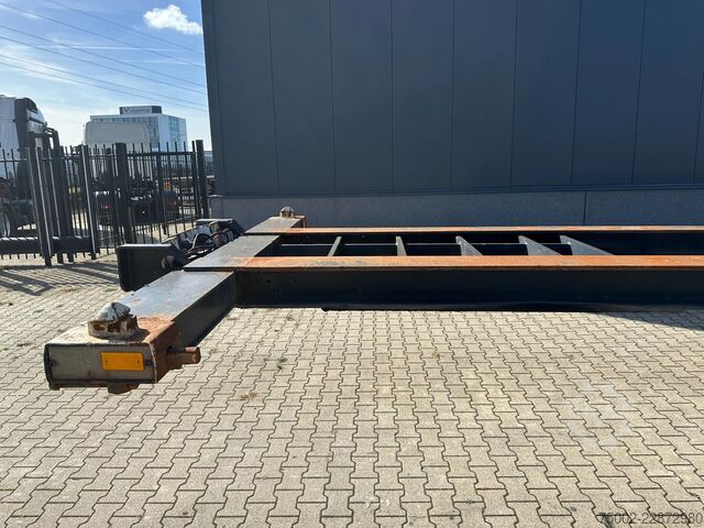 Transport af containere Schmitz Cargobull SCF24G 40FT HC / SAF + DISC / LIFTAXLE / NL-CHA...