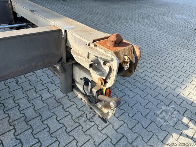 Transport af containere Schmitz Cargobull SCF24G 40FT HC / SAF + DISC / LIFTAXLE / NL-CHA...